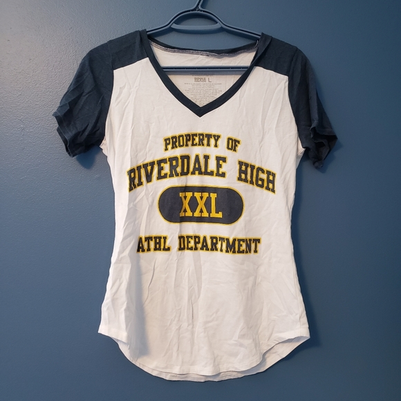 Hot Topic Riverdale Tshirt 